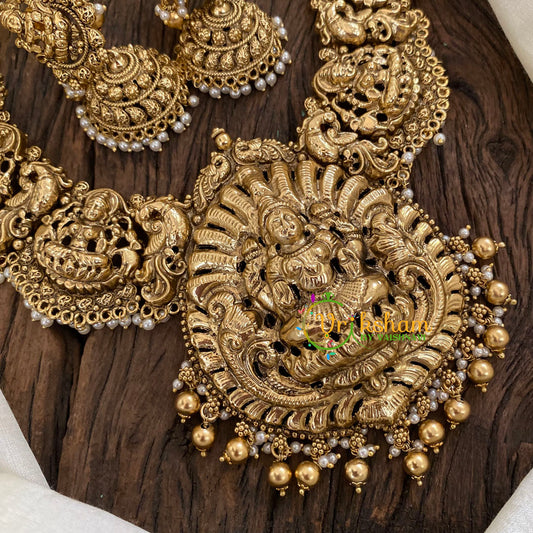 Gold Look Alike Lakshmi Pendant Short Neckpiece-Gold bead and Pearls-G9628