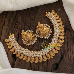 Cluster Pearl Gold Look Alike Maanga Short Neckpiece -G9644