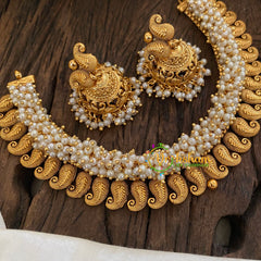 Cluster Pearl Gold Look Alike Maanga Short Neckpiece -G9644