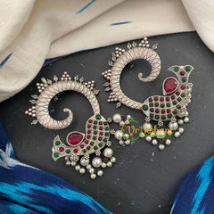 Silver Look Alike Designer Studs - Fish -S501