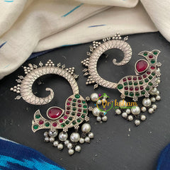 Silver Look Alike Designer Studs - Fish -S501