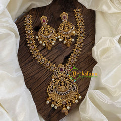 Gold Look Alike Lakshmi Pendant Short Neckpiece-Pearl-G10313