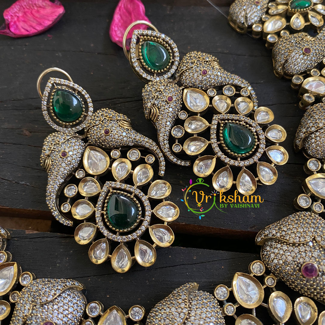 Green Victorian Diamond Short Neckpeice -VV022