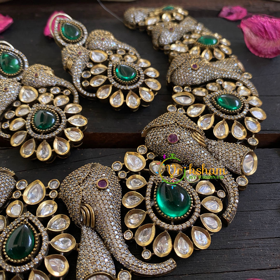Green Victorian Diamond Short Neckpeice -VV022