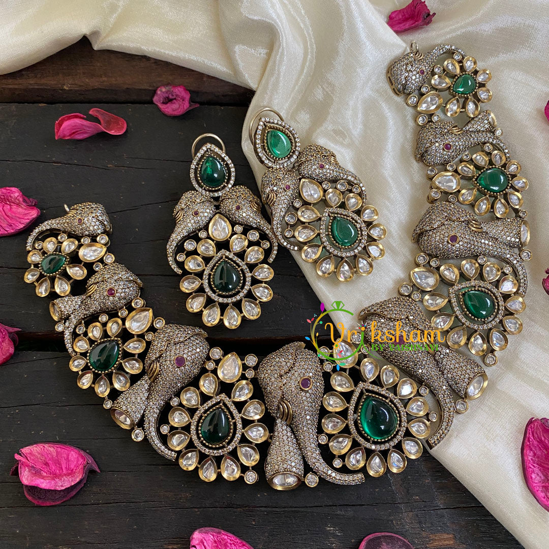 Green Victorian Diamond Short Neckpeice -VV022