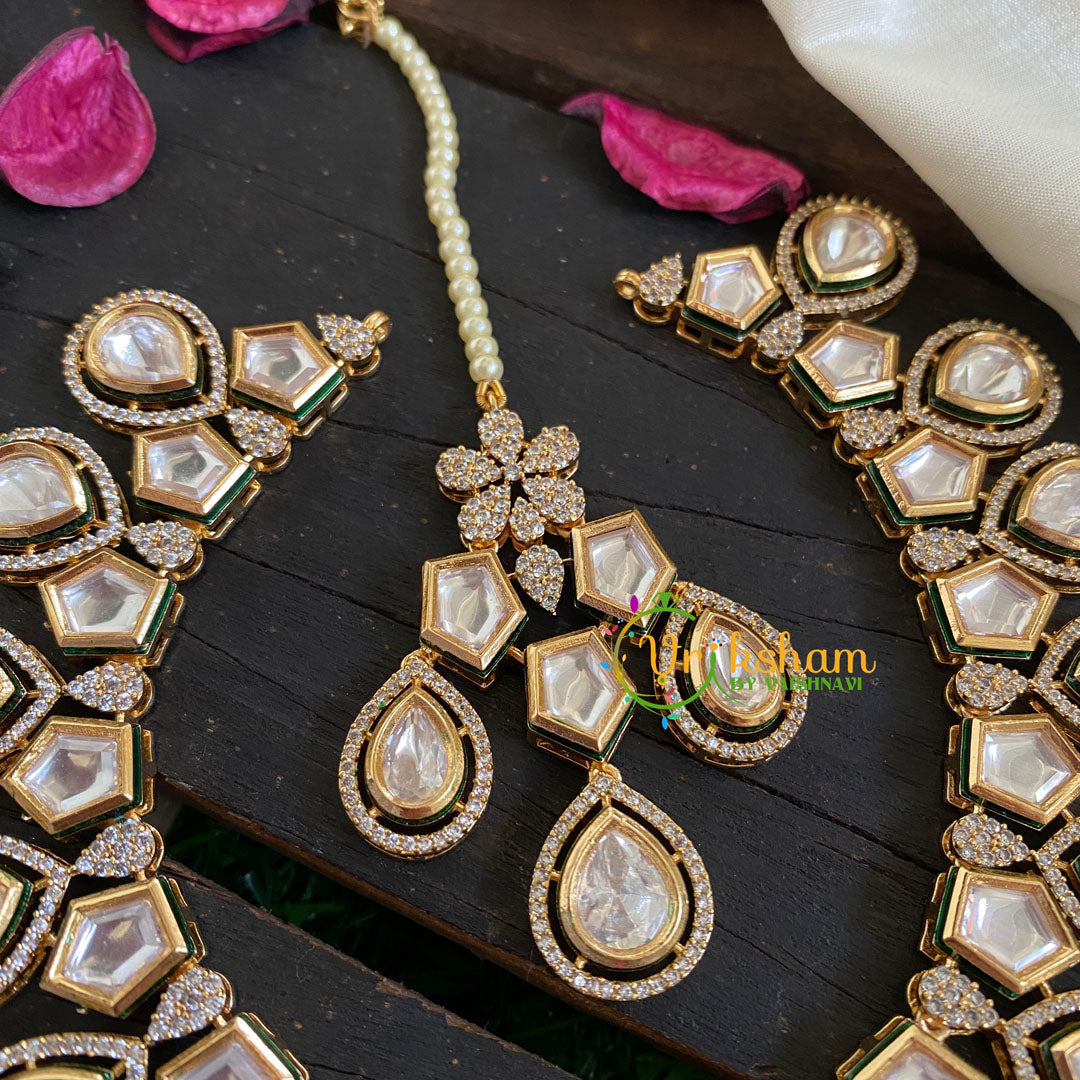 White Victorian Diamond High Neck Choker-VV043