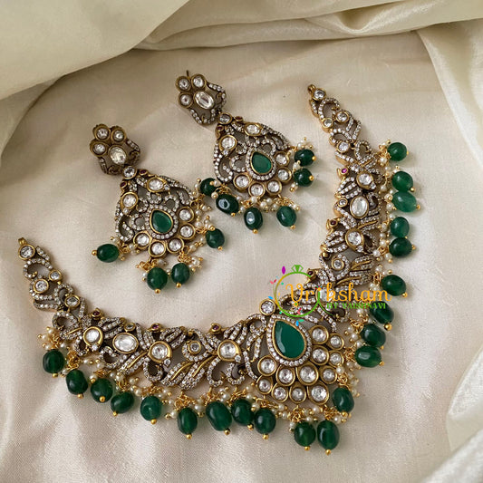 Green Victorian Diamond Short Neckpiece -VV745