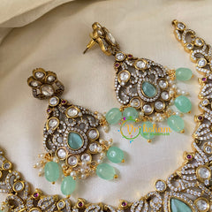 Pastel Green Victorian Diamond Short Neckpiece -VV749