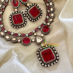 Red Victorian Diamond Short Neckpeice -VV068