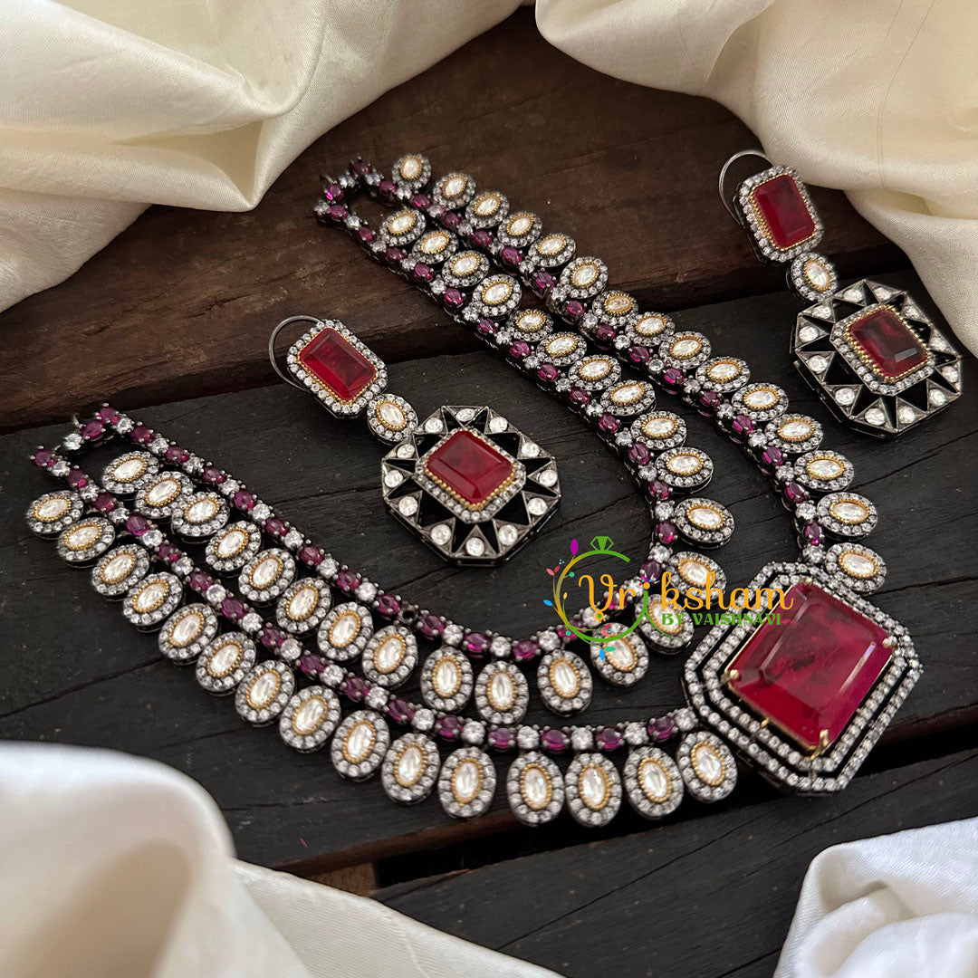 Red Victorian Diamond Short Neckpeice -VV072