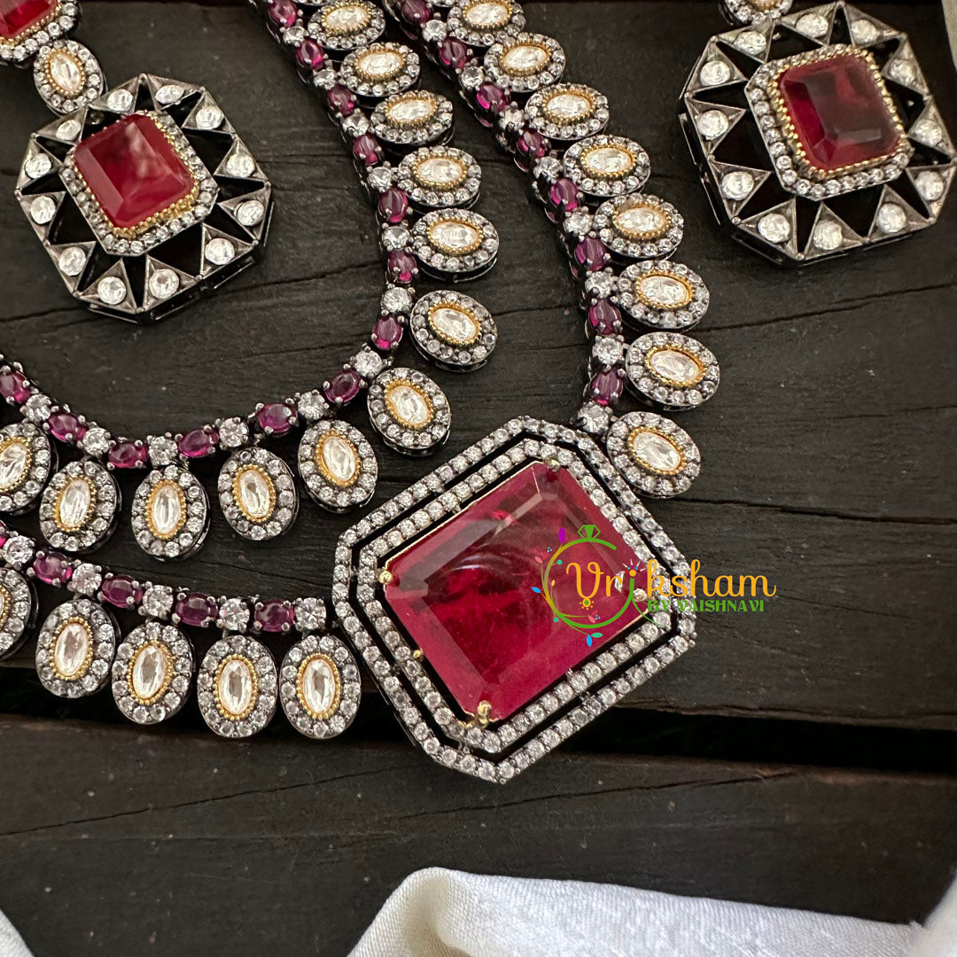 Red Victorian Diamond Short Neckpeice -VV072