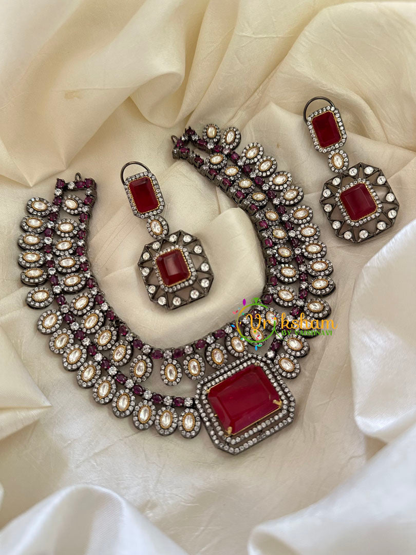 Red Victorian Diamond Short Neckpeice -VV072