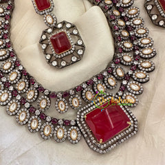 Red Victorian Diamond Short Neckpeice -VV072