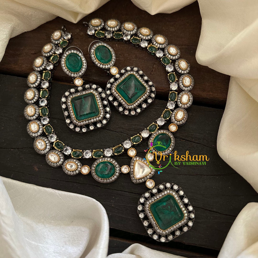 Green Victorian Diamond Short Neckpeice -VV069