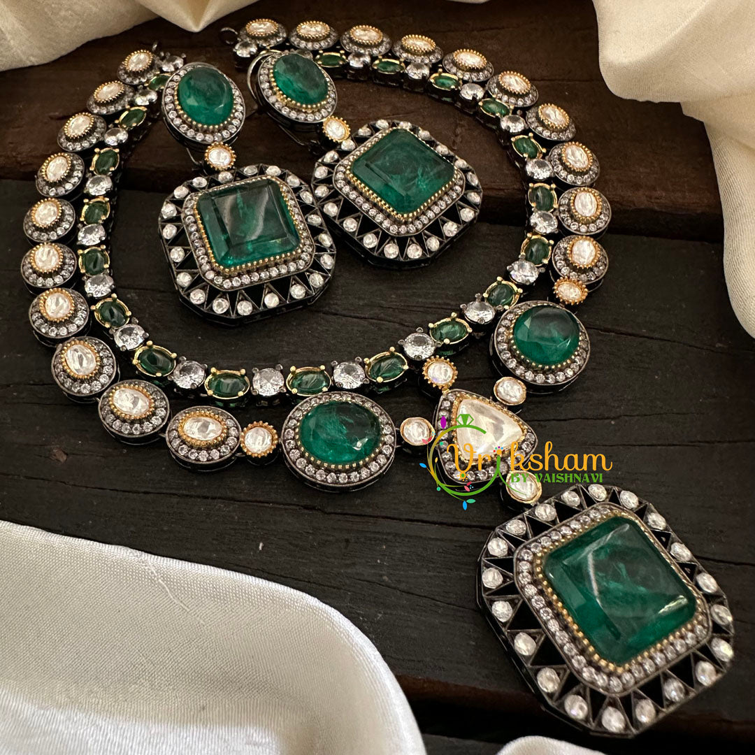 Green Victorian Diamond Short Neckpeice -VV069