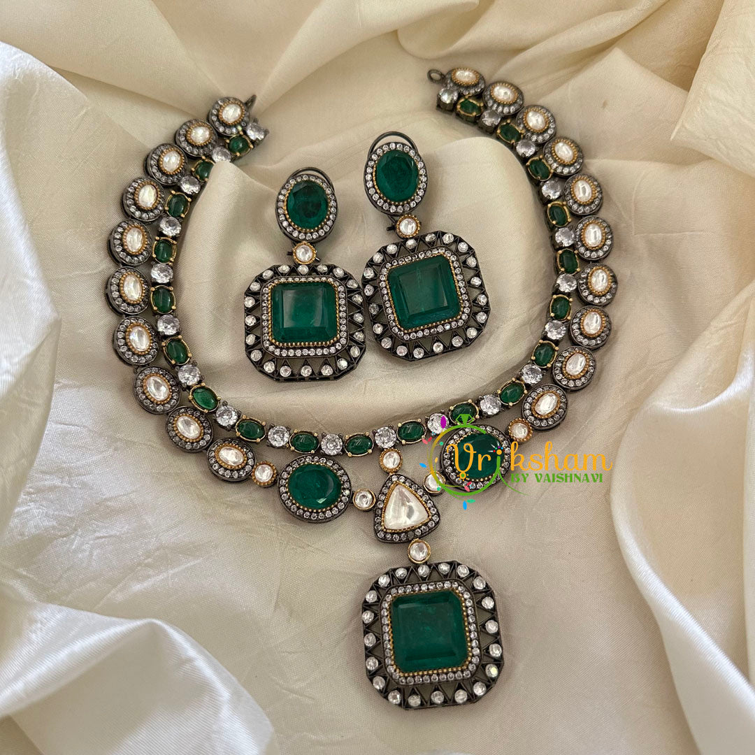 Green Victorian Diamond Short Neckpeice -VV069