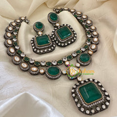 Green Victorian Diamond Short Neckpeice -VV069