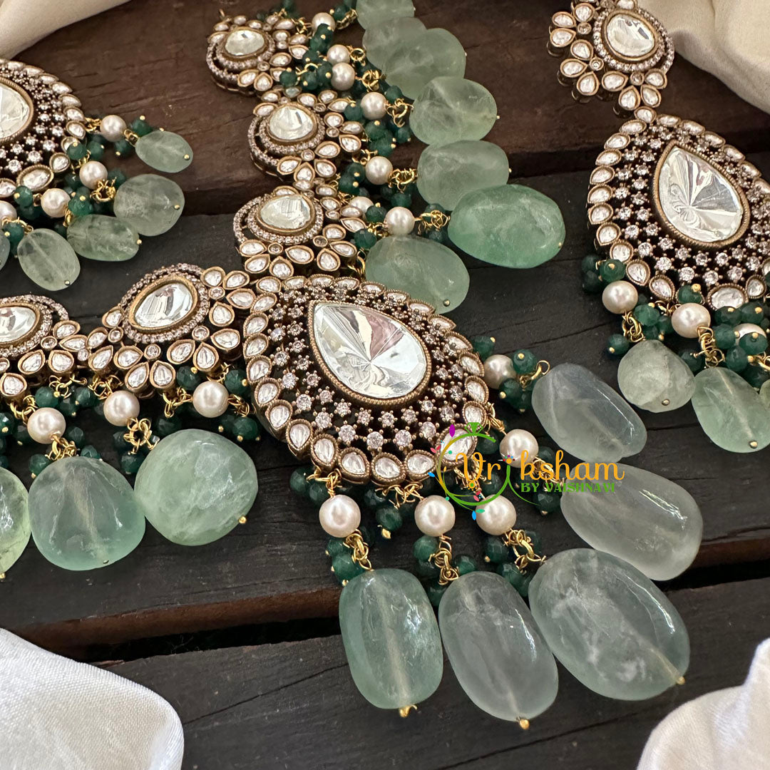 Green Victorian Diamond Short Neckpeice -VV100