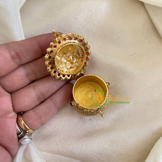Gold Look Alike Temple Kumkum Box -Shiv Parvathy-G9781