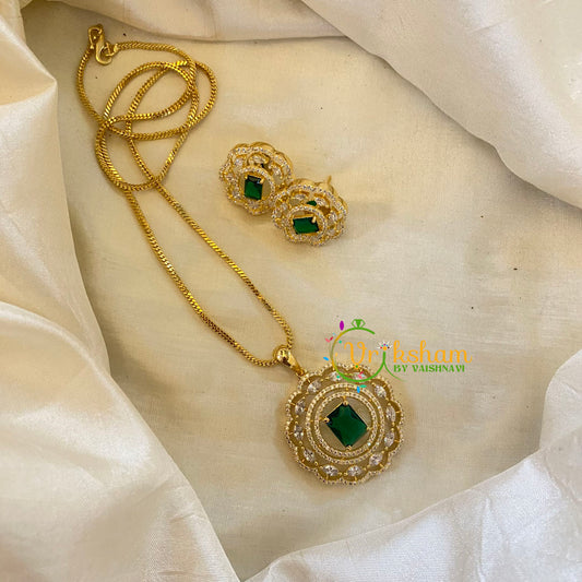 Glossy Green Gold Look Alike AD Stone Pendant Chain-Round-G8304