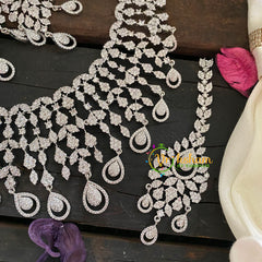 White American Diamond Choker Short Neckpiece -G6937