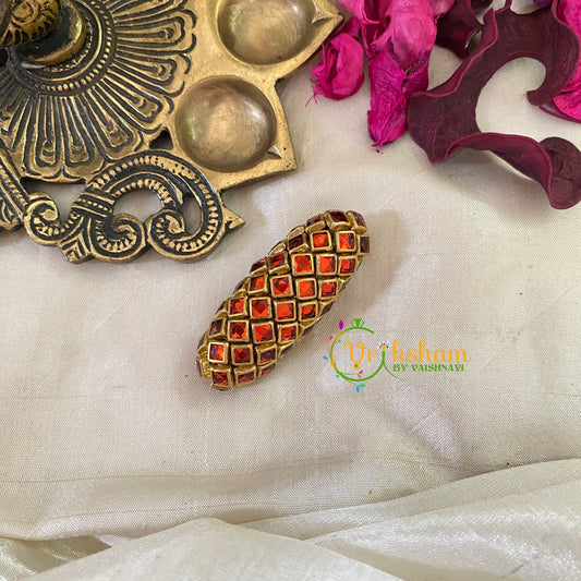 Silk Thread Kundan Saree Pin -Red-Shell-G9359