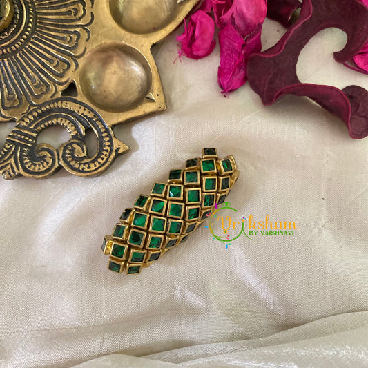 Silk Thread Kundan Saree Pin -Bottle Green- Shell-G9377