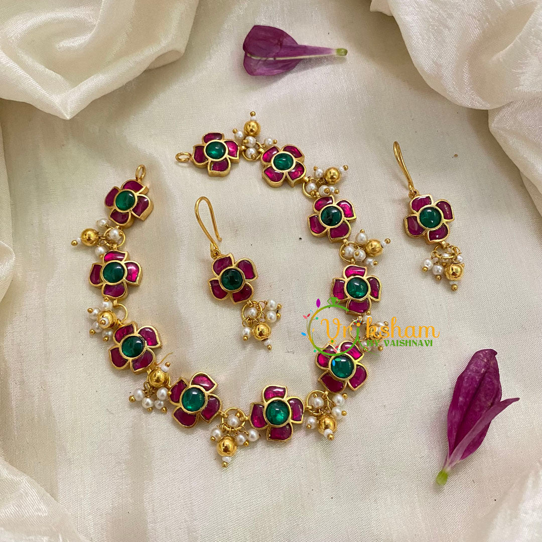 Exquisite Jadau Kundan Short Neckpiece - J995