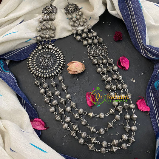 Layered Silver neckpiece with Mogappu-S346